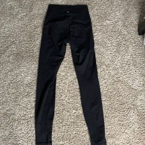 lululemon wonder under